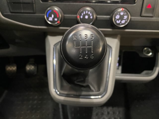 Volkswagen T6.1 Transporter
