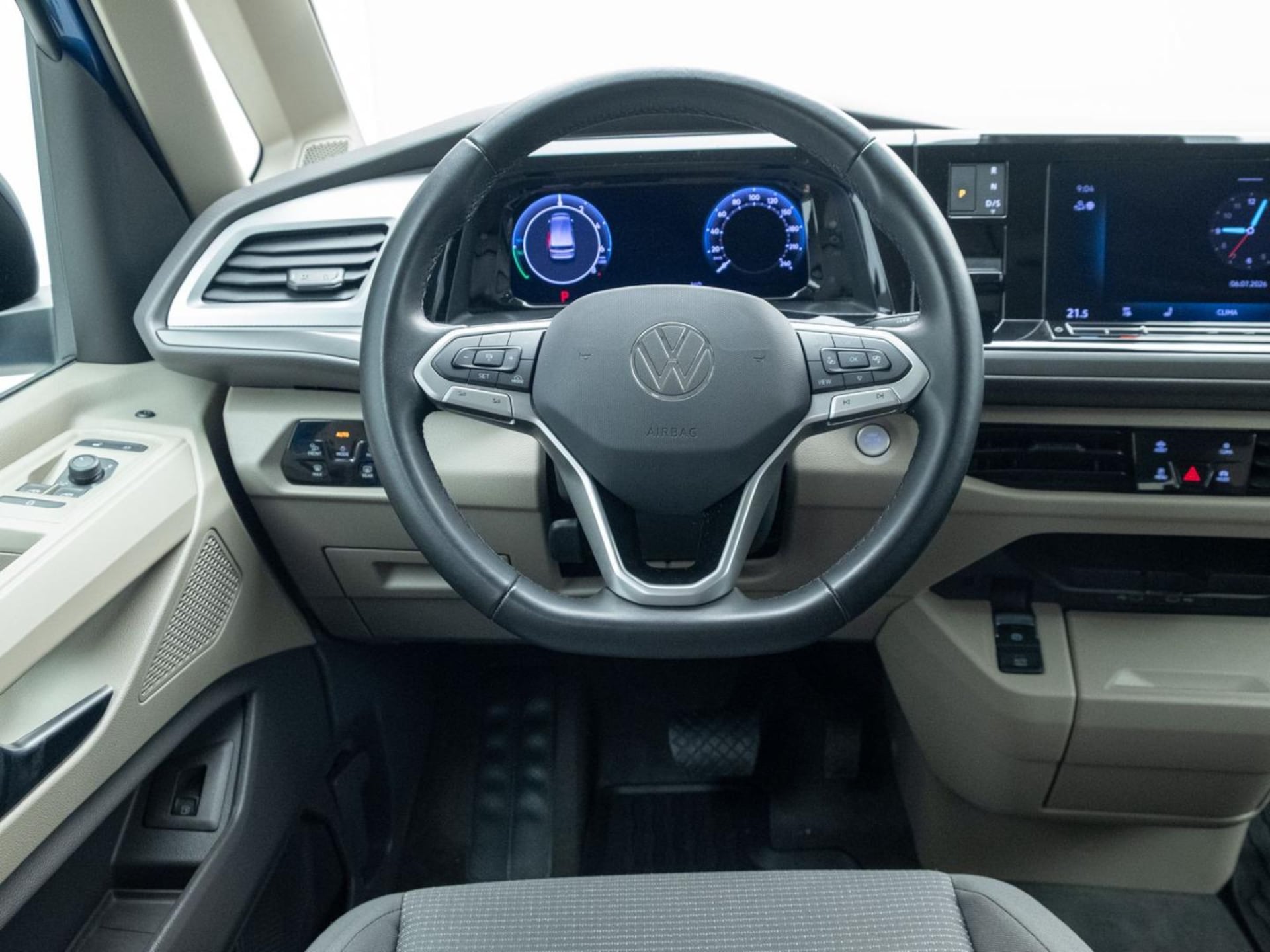 Volkswagen Multivan Langversion Basis-Modell