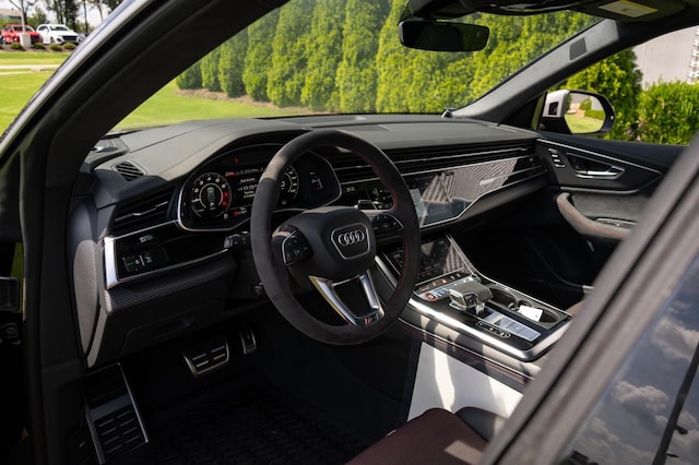 2026 Audi RS Q8 Base - Photo 31