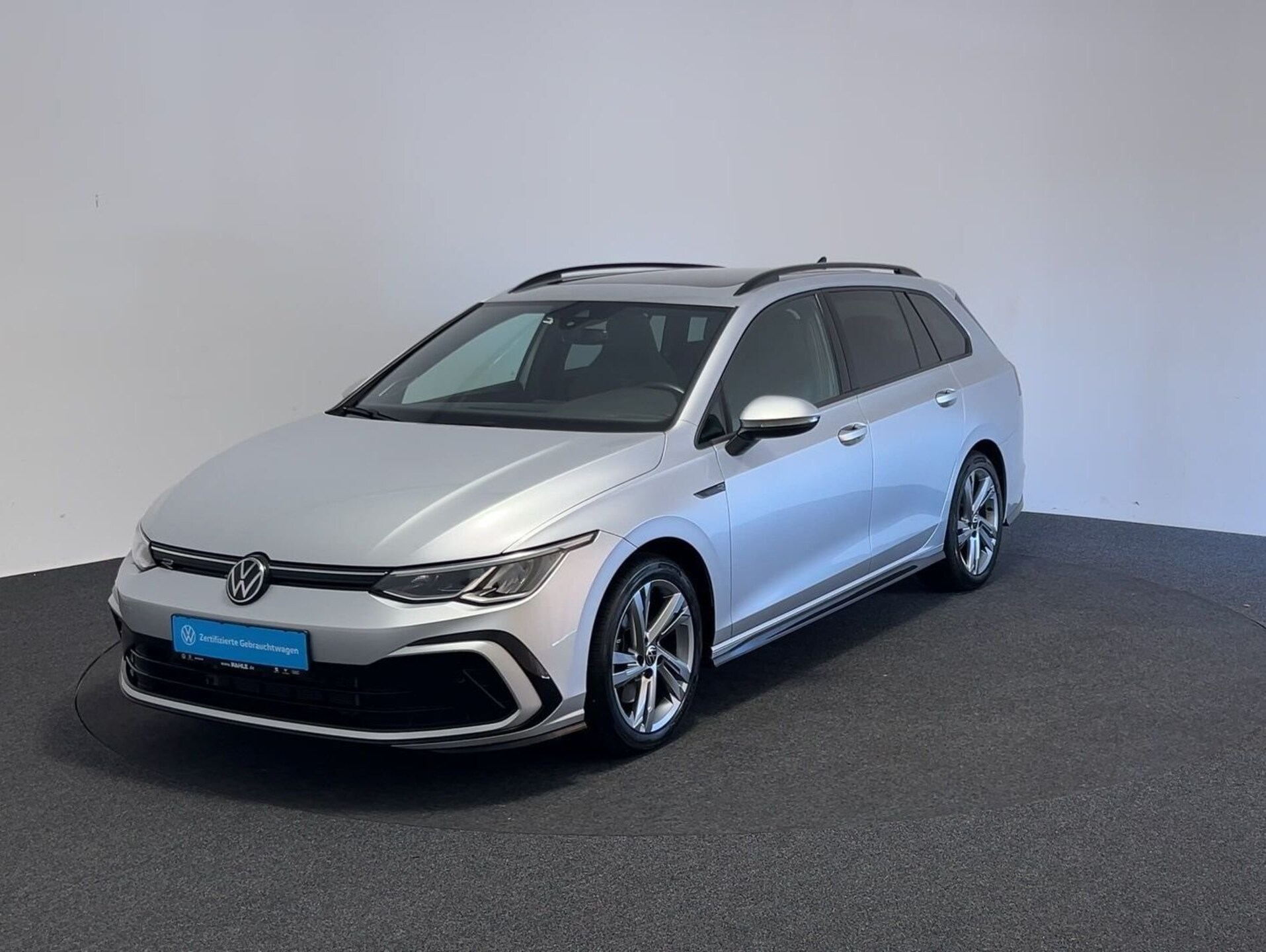 Volkswagen Golf Variant R-Line