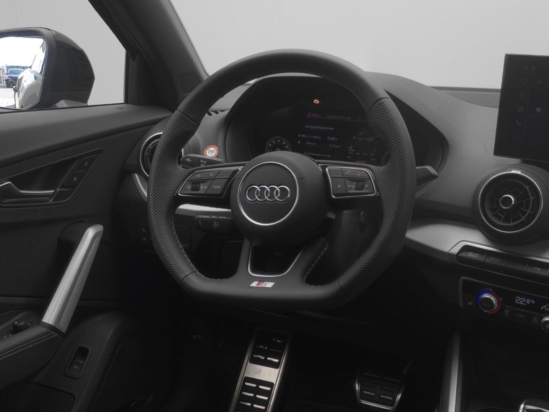 Audi SQ2