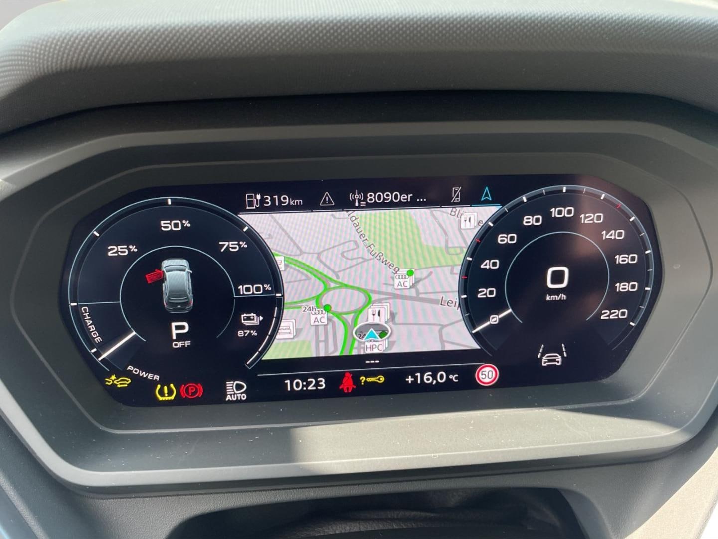Bild über Audi Q4 e-tron 45 e-tron - für weitere Informationen kontaktieren Sie den Audi Partner