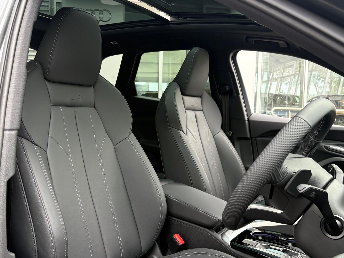 Image about Audi Q5 SUV Q5 sport TFSI quattro S tronic
