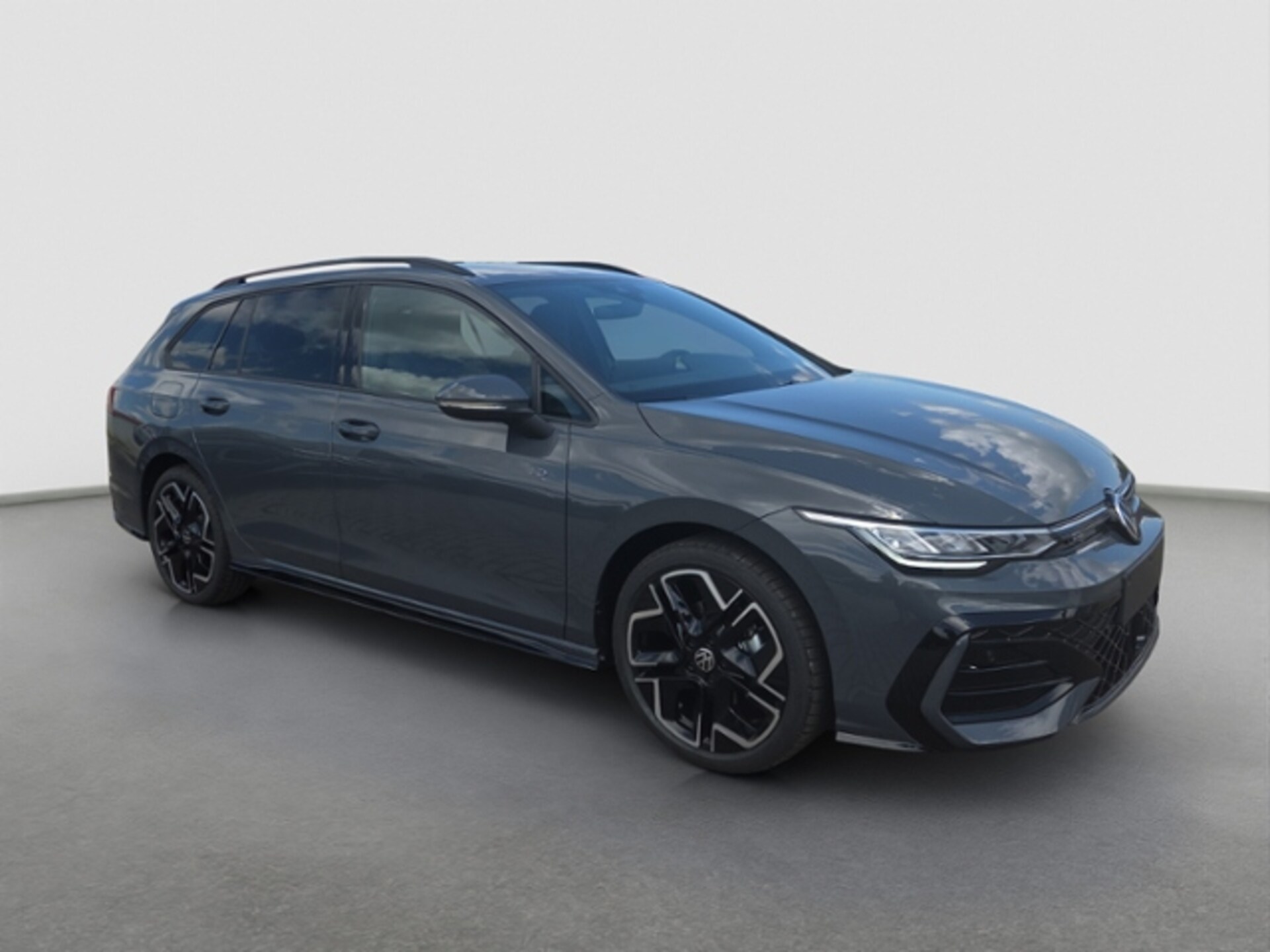 Volkswagen Golf Variant R-Line