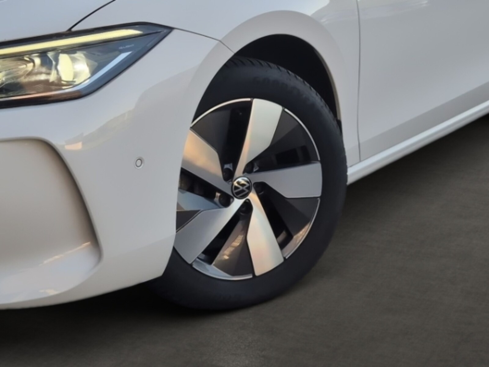 Volkswagen Passat – Bild 6
