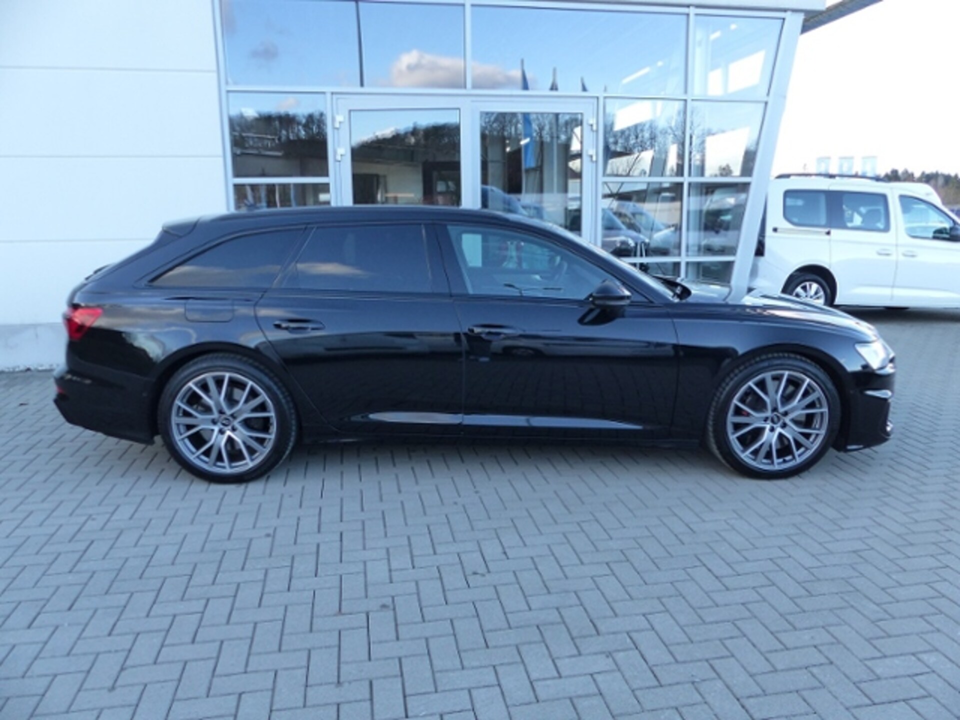 Audi S6 Avant
