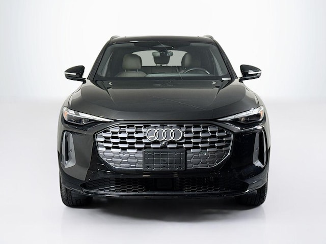 Photo of 2025 Audi Q5