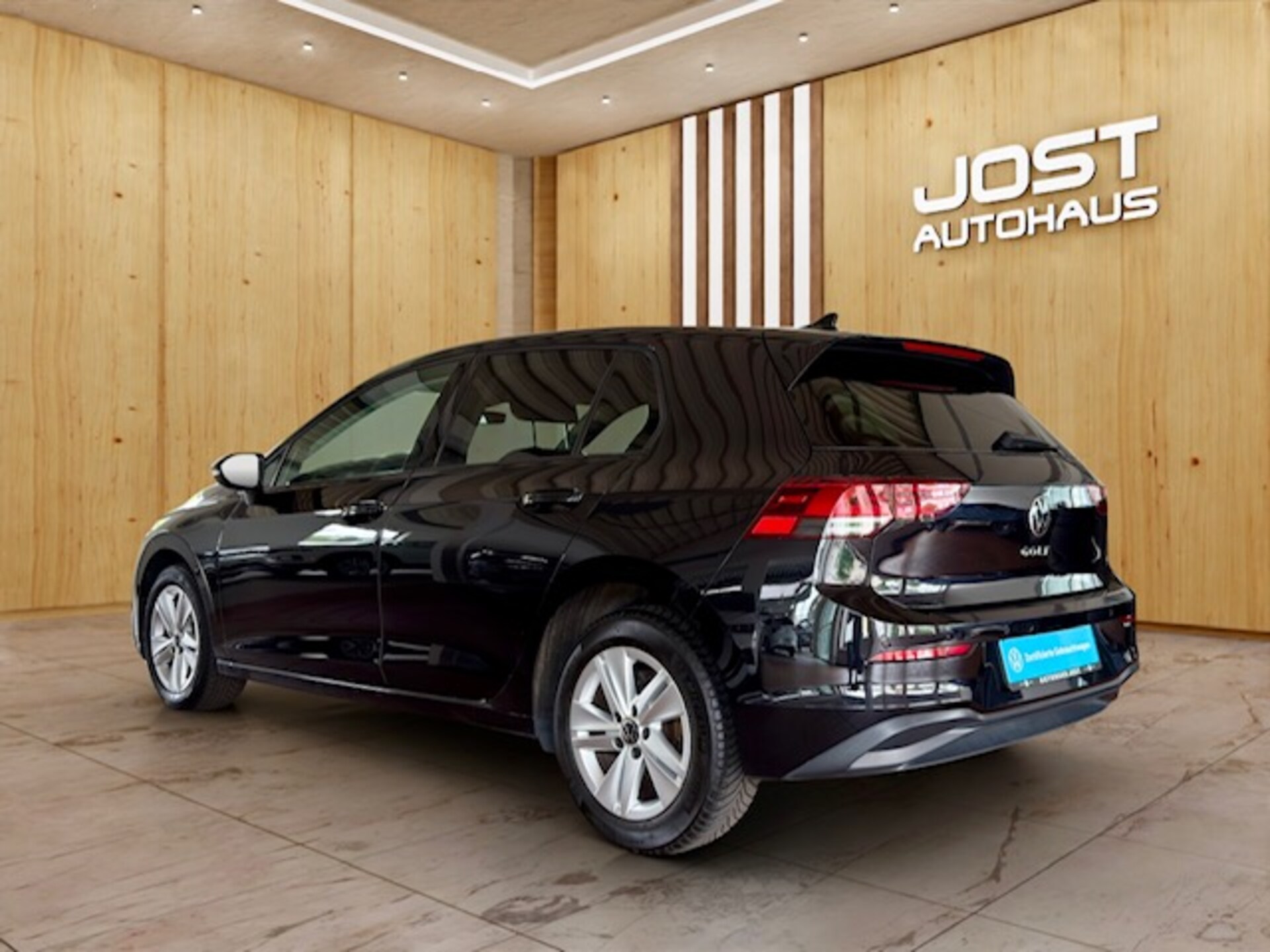 Volkswagen Golf Life