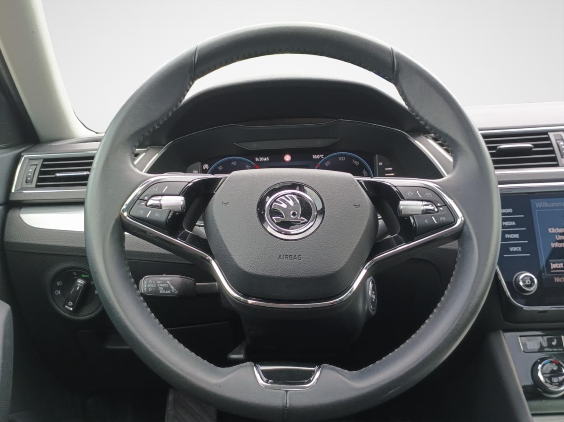 Skoda Superb Combi Ambition
