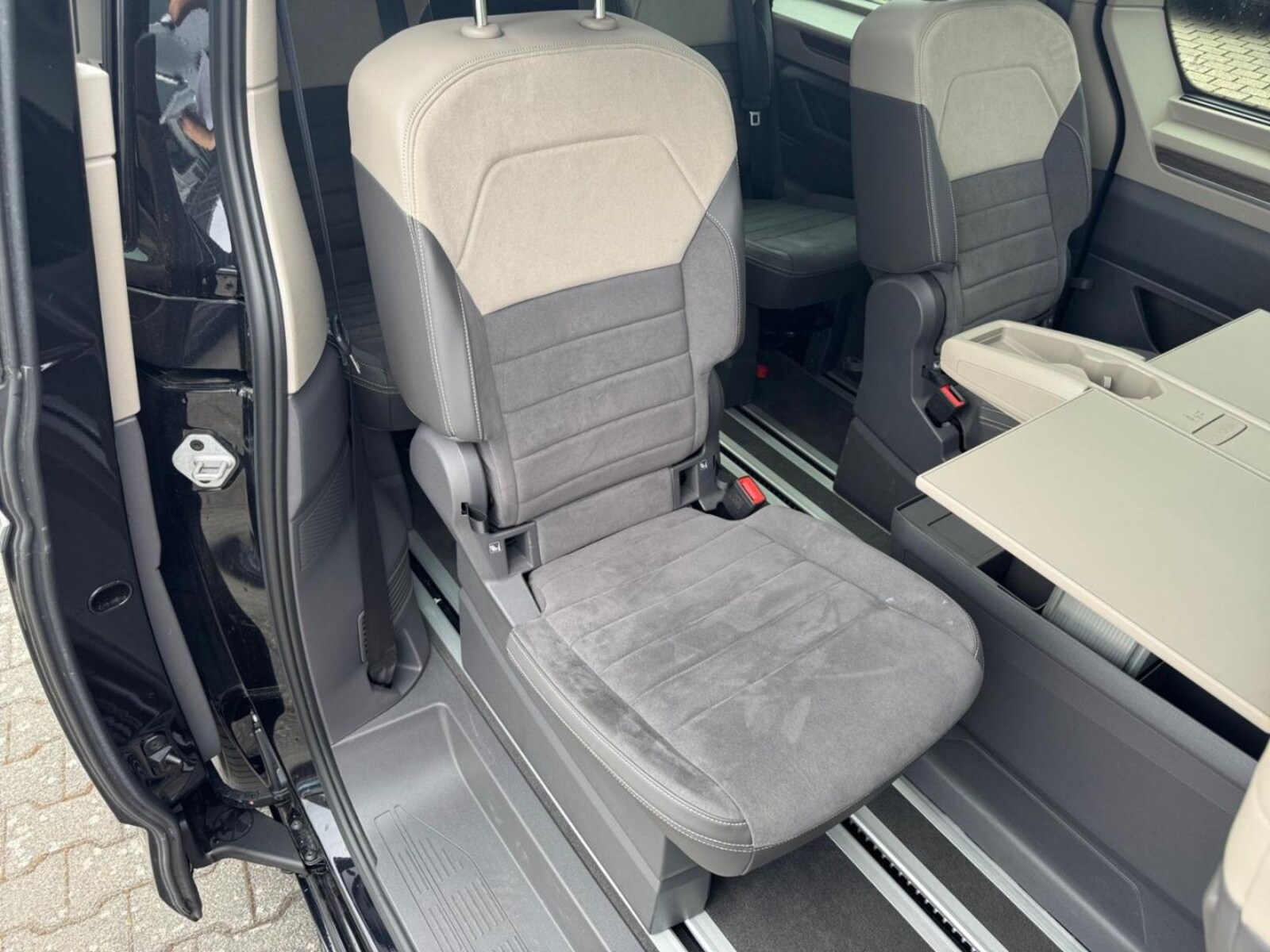 Volkswagen Multivan Langversion – Bild 12