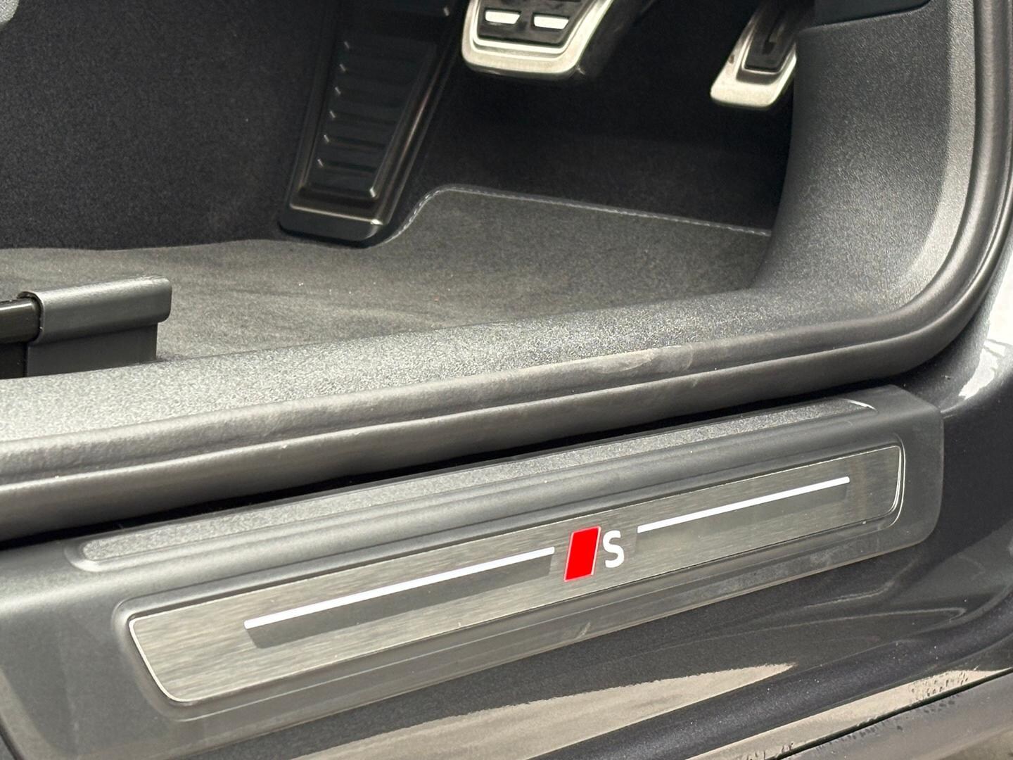 Image about Audi Q5 SUV Q5 sport TFSI quattro S tronic