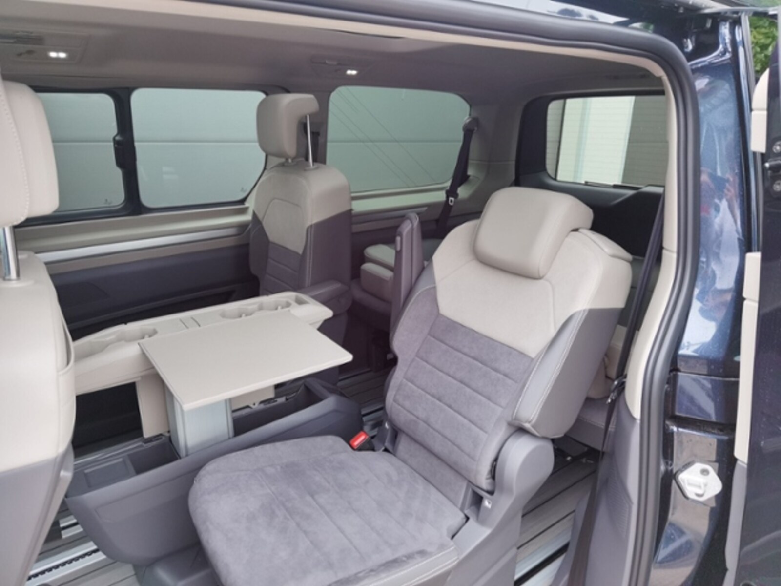 Volkswagen Multivan Langversion – Bild 13