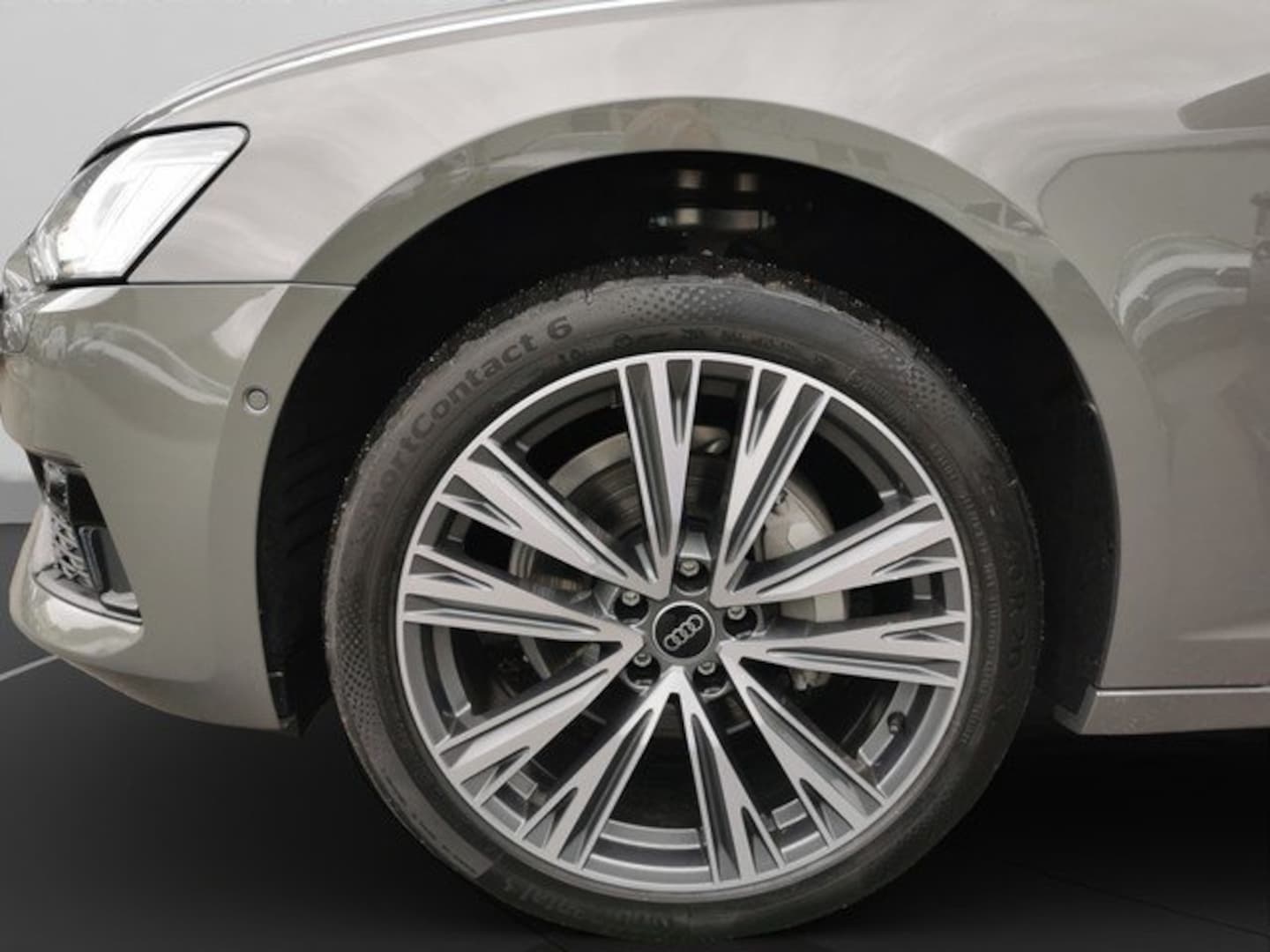 Bild über Audi A6 Avant advanced 40 TDI quattro S tronic - für weitere Informationen kontaktieren Sie den Audi Partner