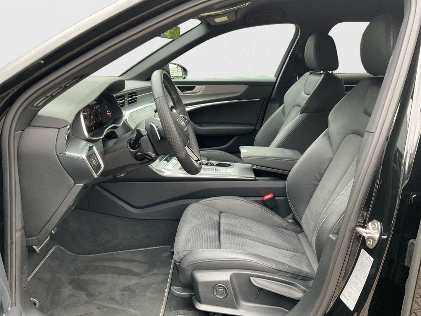 Image about Audi A6 Avant S line 40 TDI S tronic
