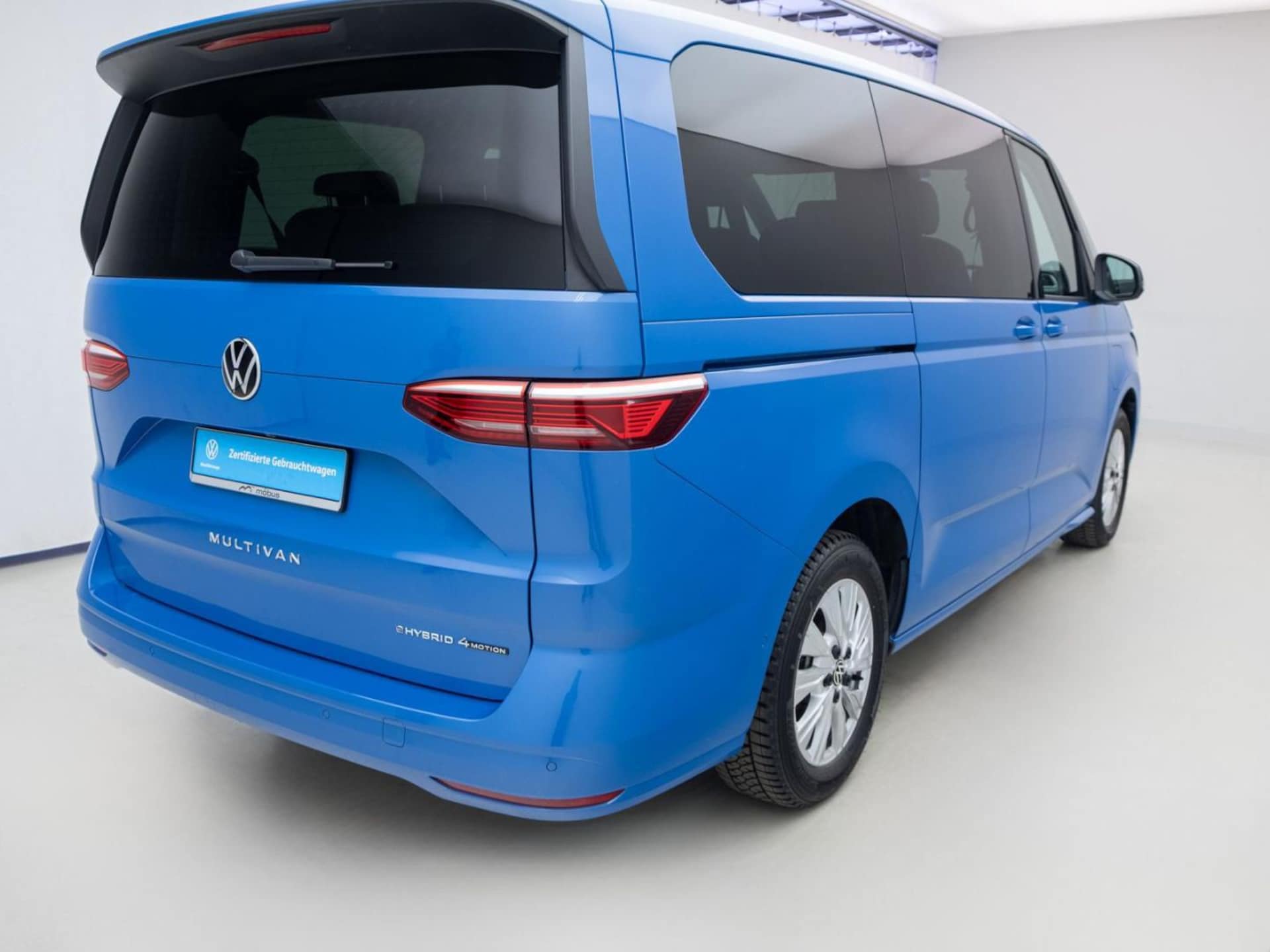 Volkswagen Multivan Langversion Basis-Modell
