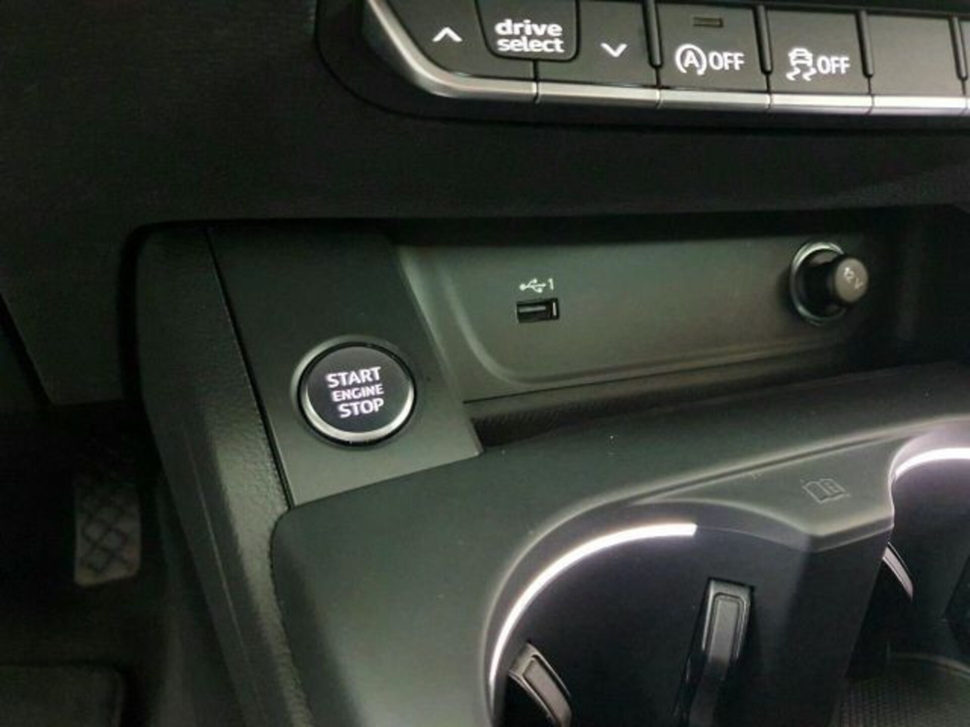 Audi A4 Avant S line