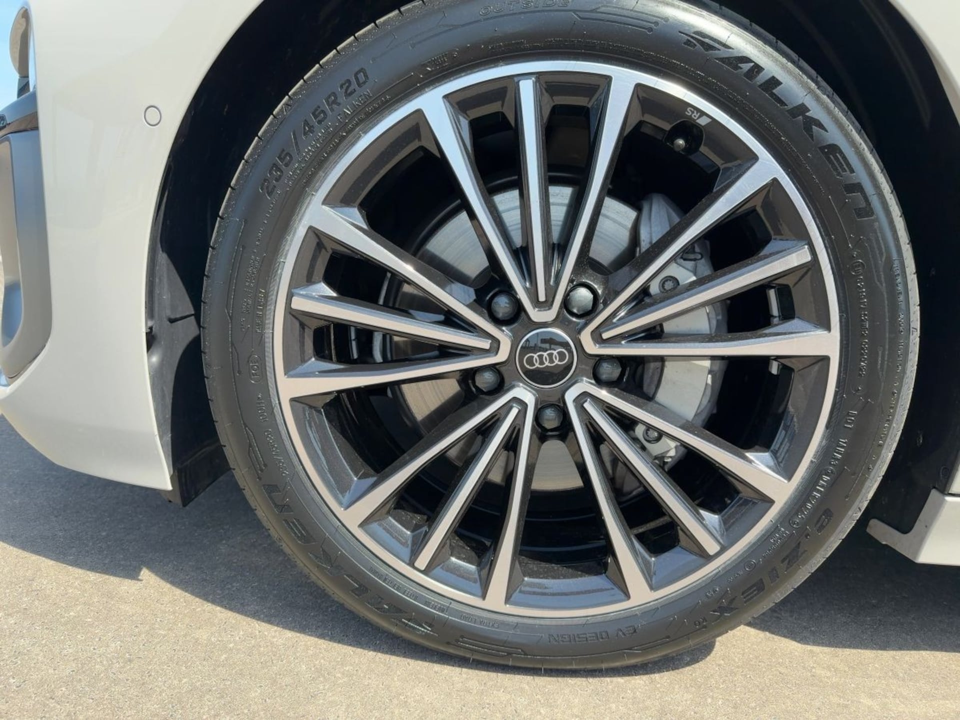 Audi A6 Avant e-tron