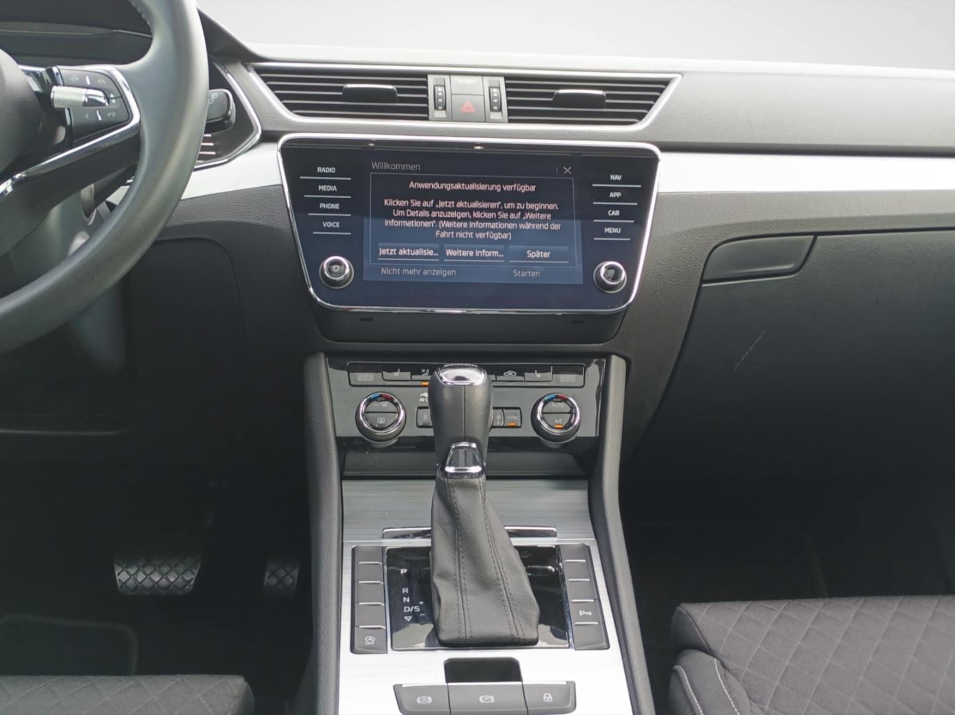 Skoda Superb Combi Ambition