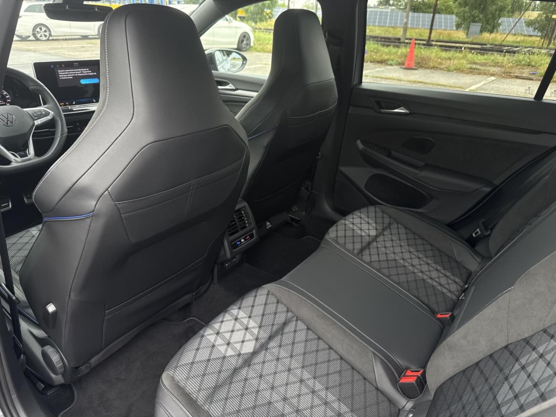 Volkswagen Golf Variant R-Line