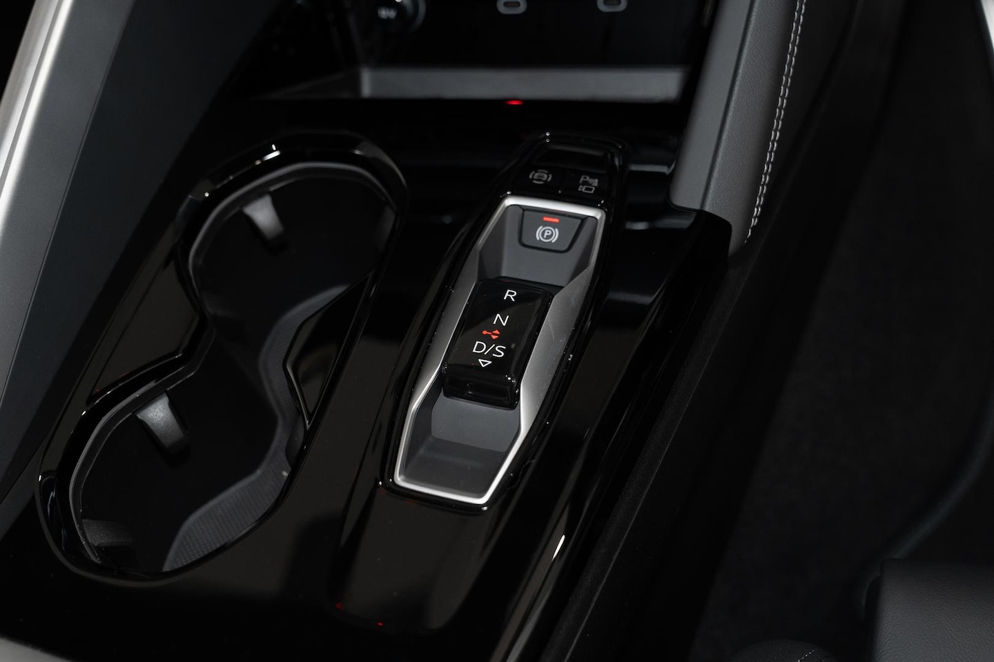 Image about Audi Q5 SUV TFSI quattro 200 kW sport
