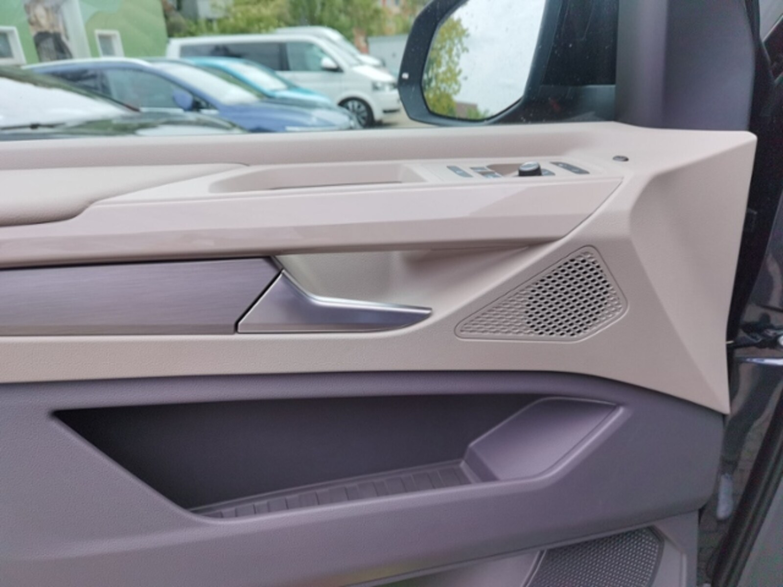 Volkswagen Multivan Langversion – Bild 14