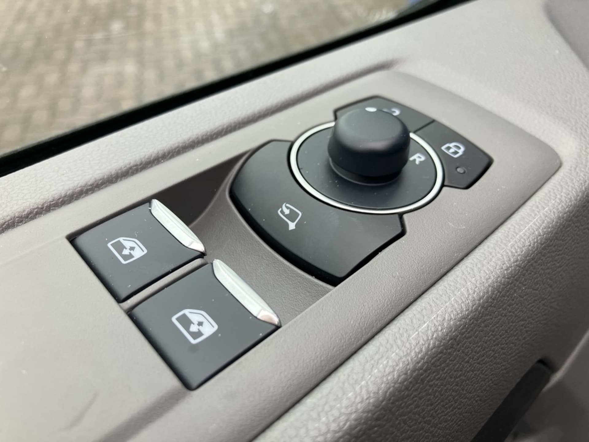 Volkswagen Caravelle langer Radstand Style