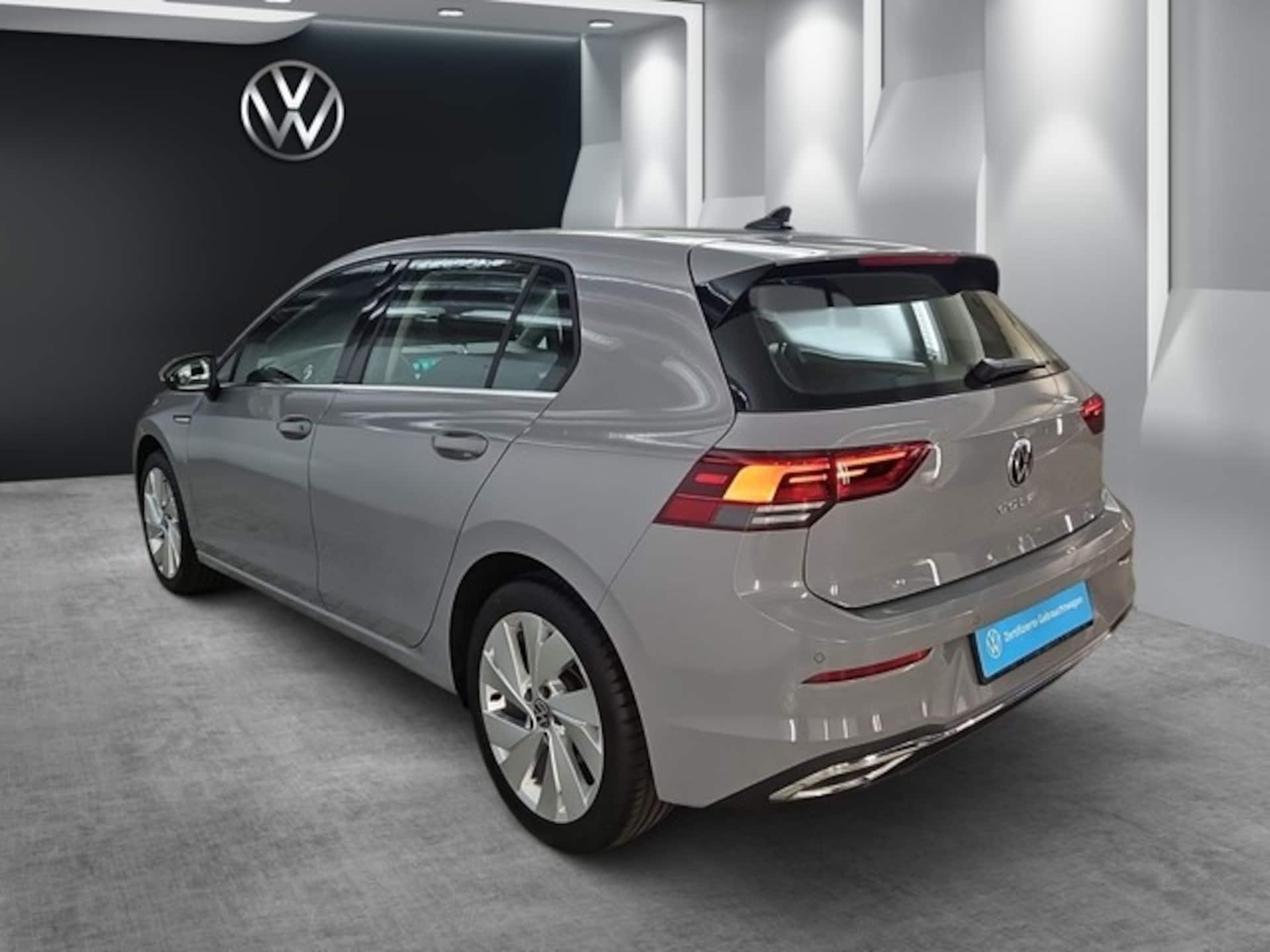 Volkswagen Golf Style