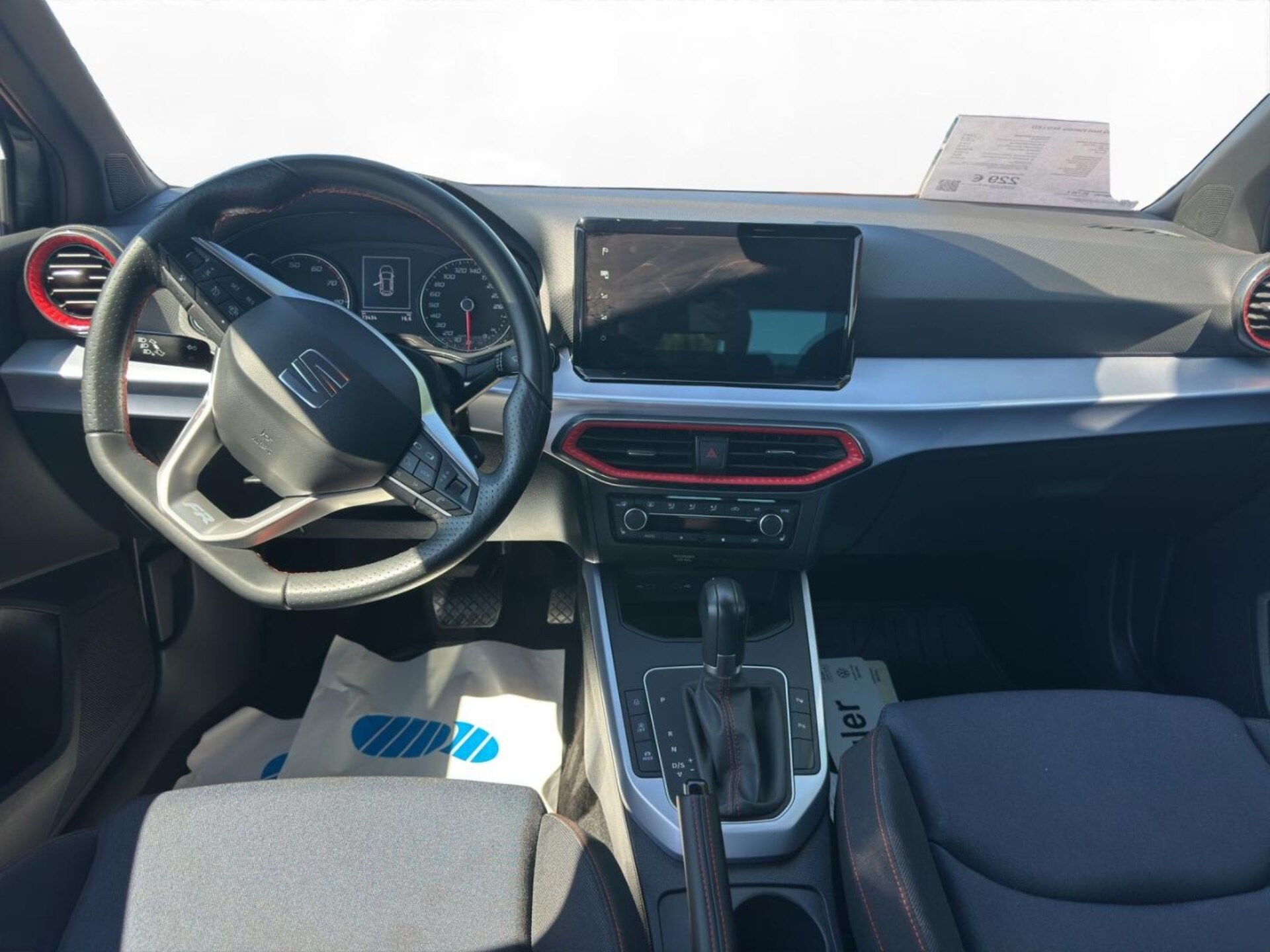SEAT Arona FR