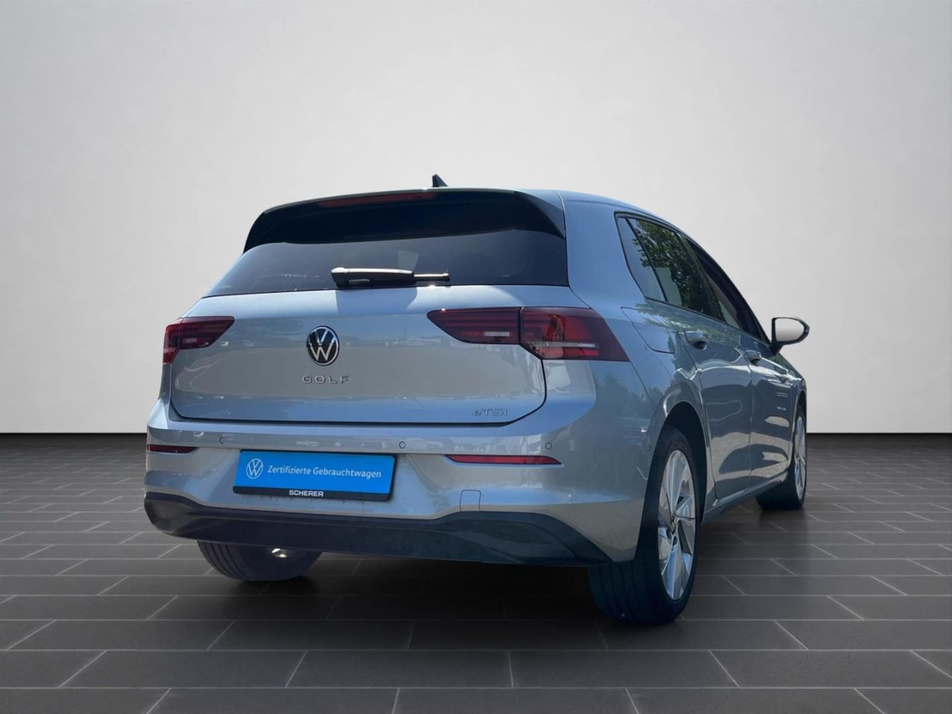 Volkswagen Golf Life