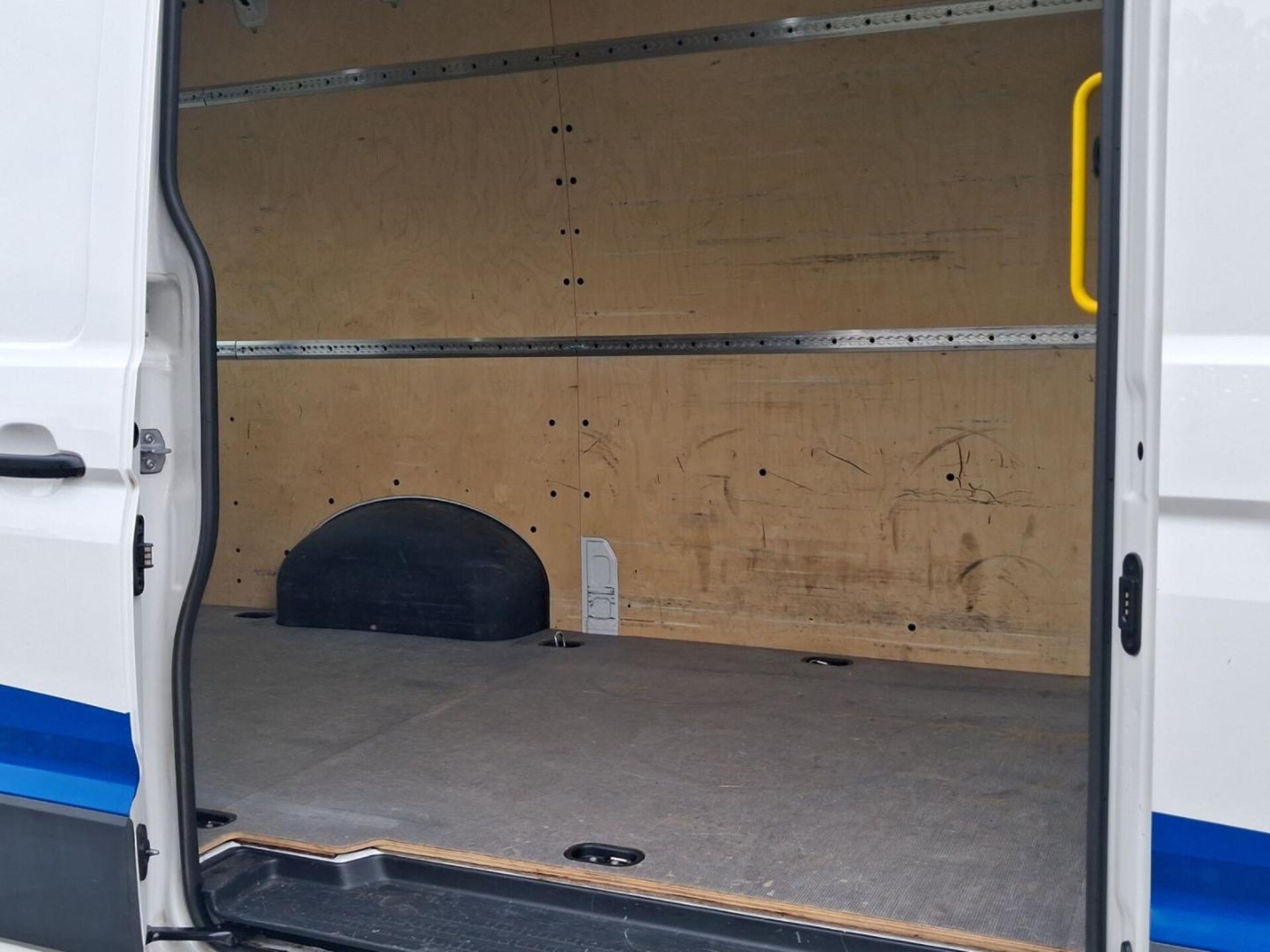 Volkswagen Crafter Kasten mittlerer Radstand