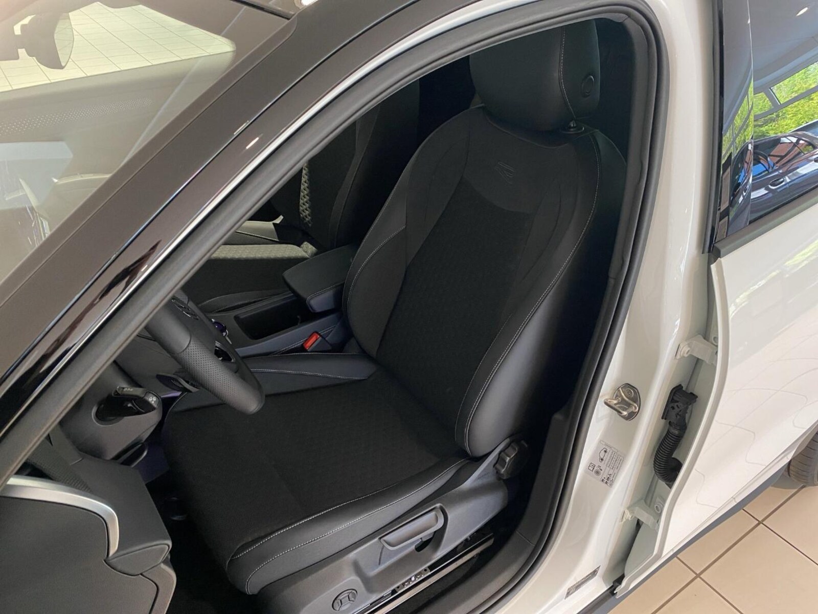 Volkswagen T-Roc – Bild 18