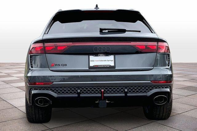 2026 Audi RS Q8 SUV performance