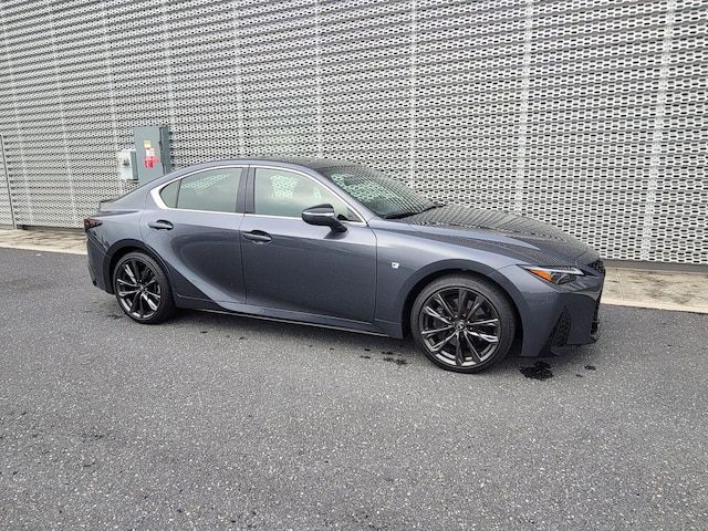 2023 Lexus IS 350