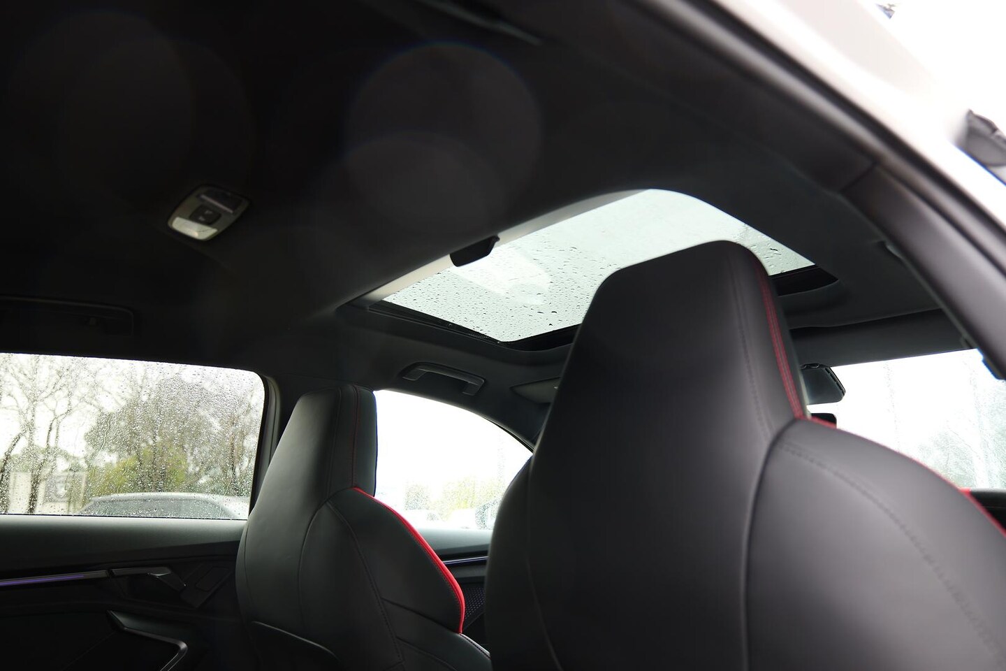 Image about Audi RS 3 Sportback TFSI quattro S tronic
