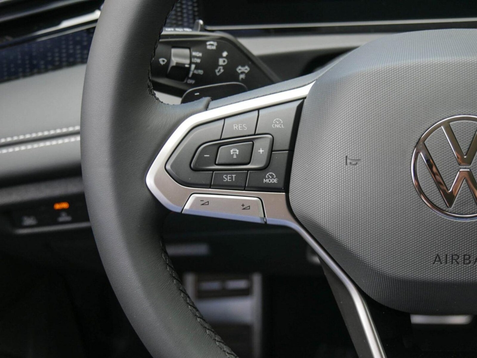 Volkswagen Tiguan – Bild 15