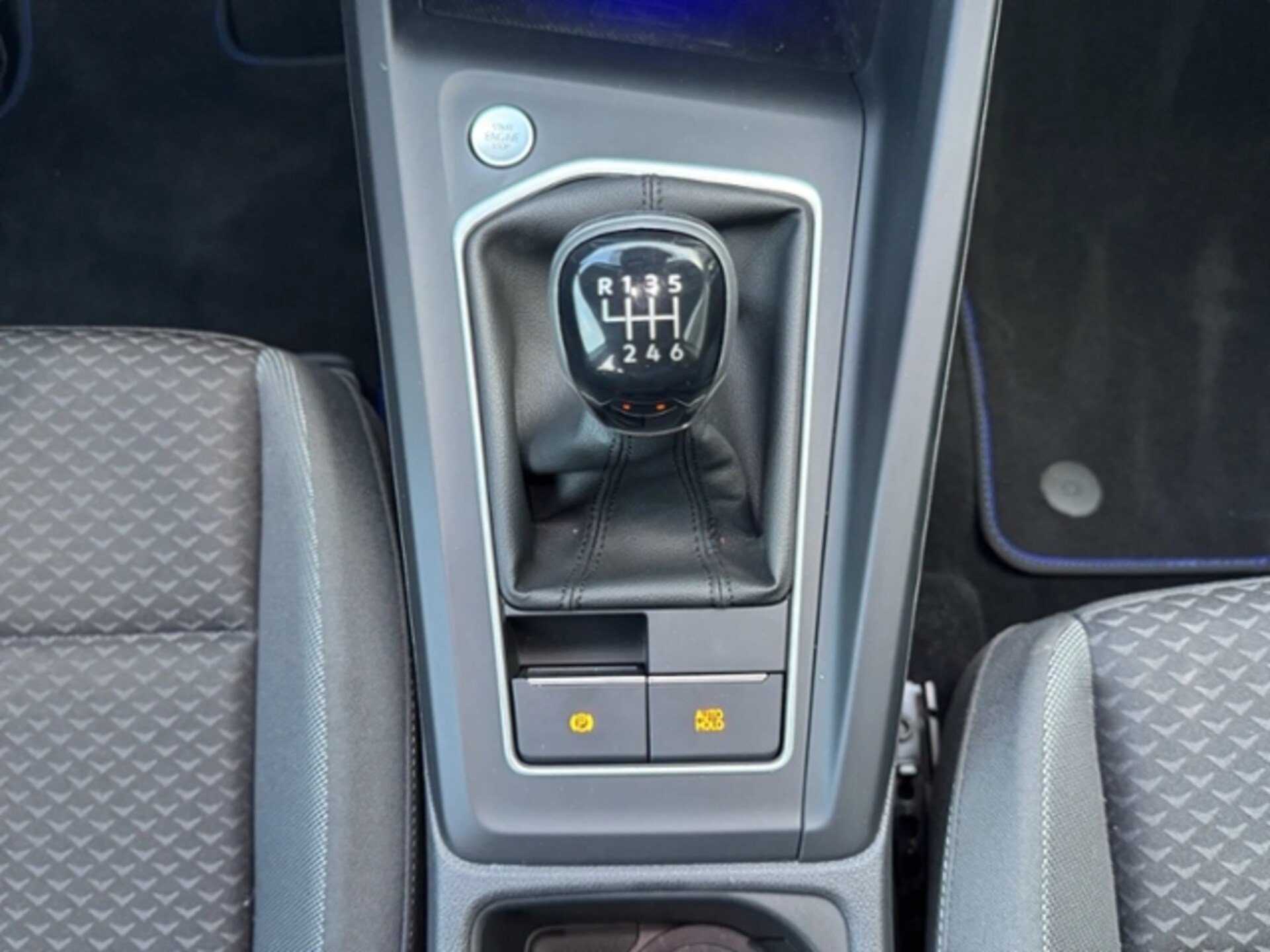 Volkswagen Golf Active