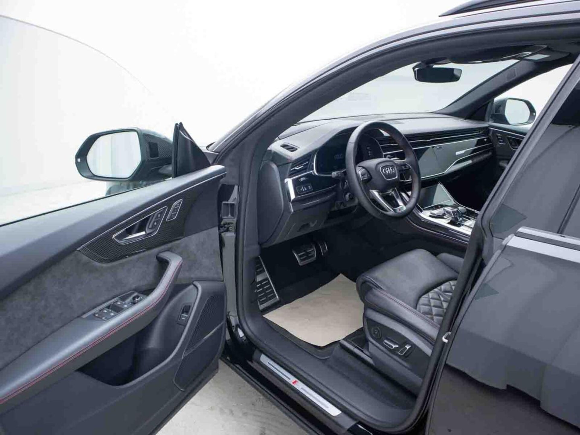 Audi Q8 SUV