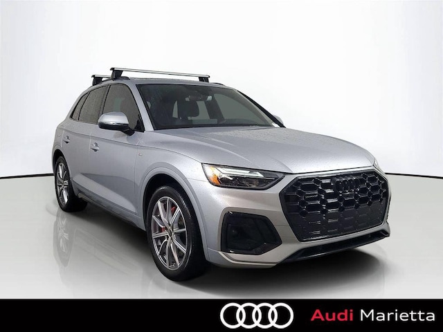Photo of 2024 Audi Q5 TFSI e 