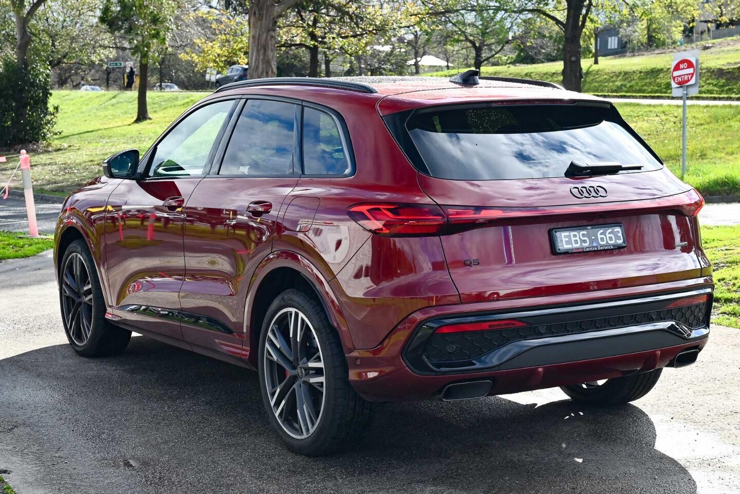 Image about Audi Q5 SUV e-hybrid quattro S tronic