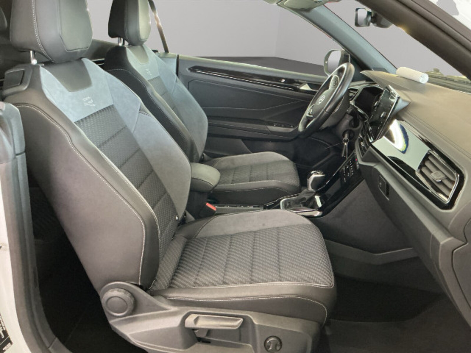 Volkswagen T-Roc Cabriolet – Bild 20