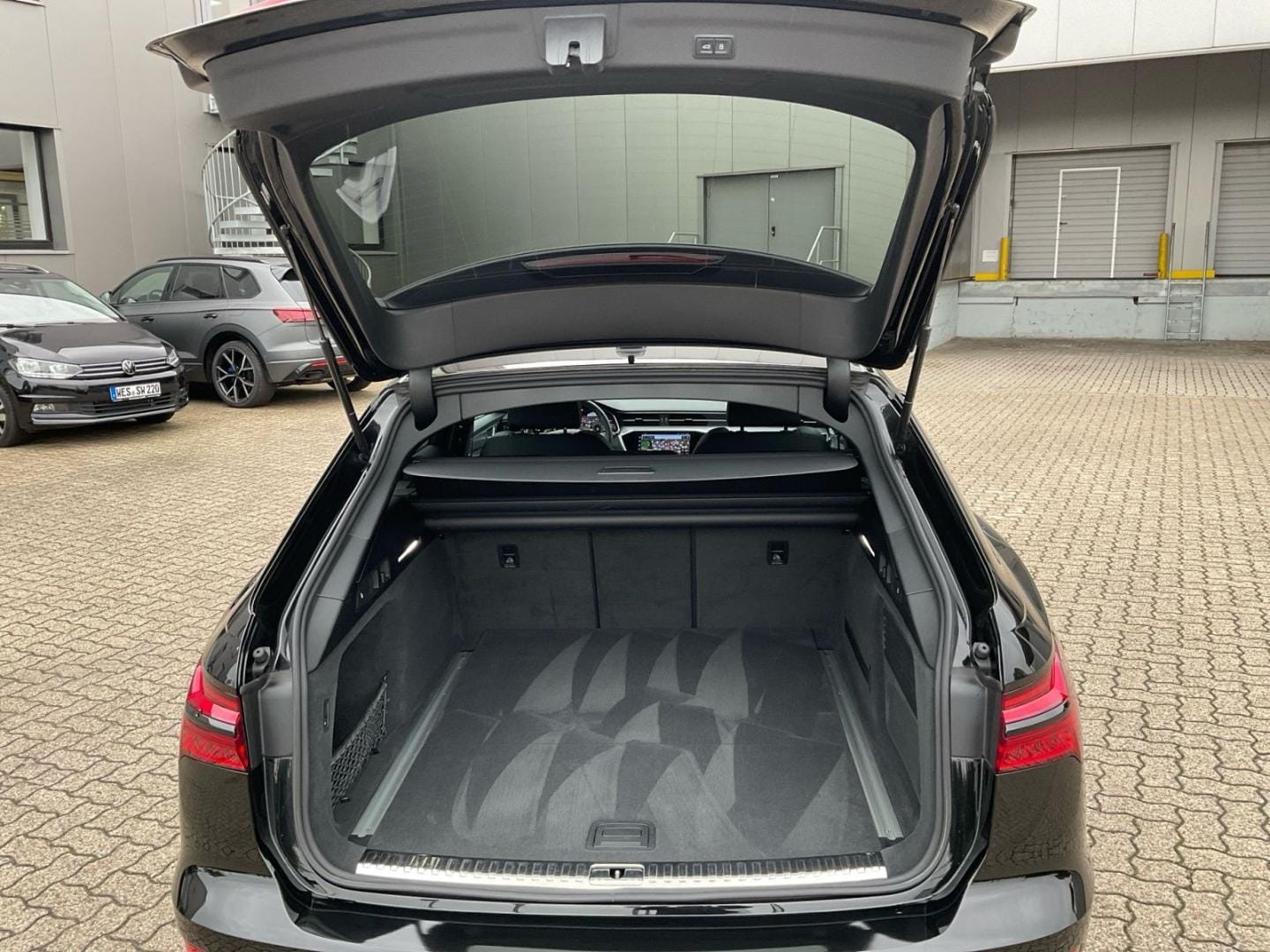 Image about Audi A6 Avant S line 40 TDI S tronic