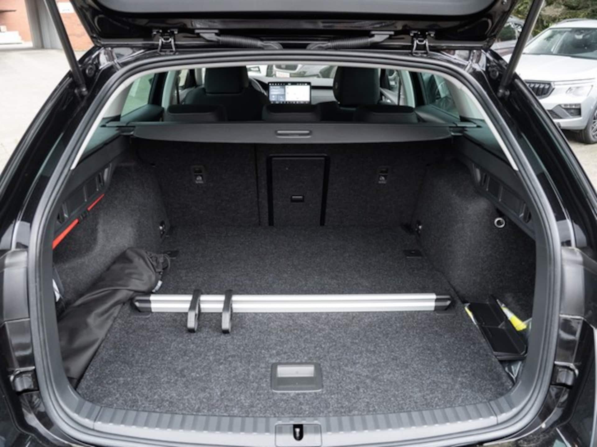 Skoda Octavia Combi Selection