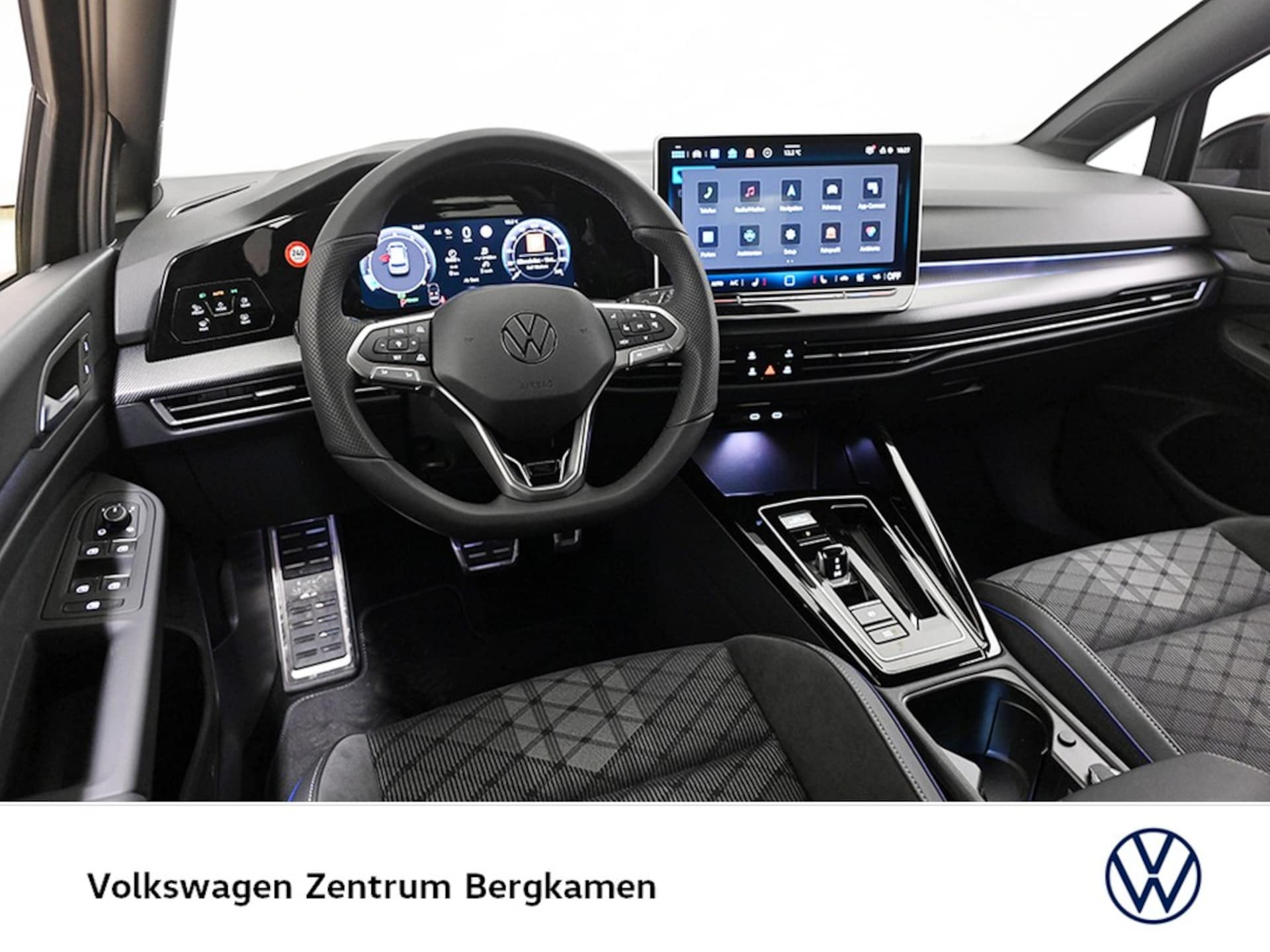 Volkswagen Golf R-Line