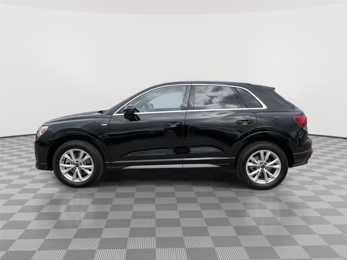 Used 2025 Audi Q3 S Line Premium with VIN WA1DECF32S1100081 for sale in Kansas City