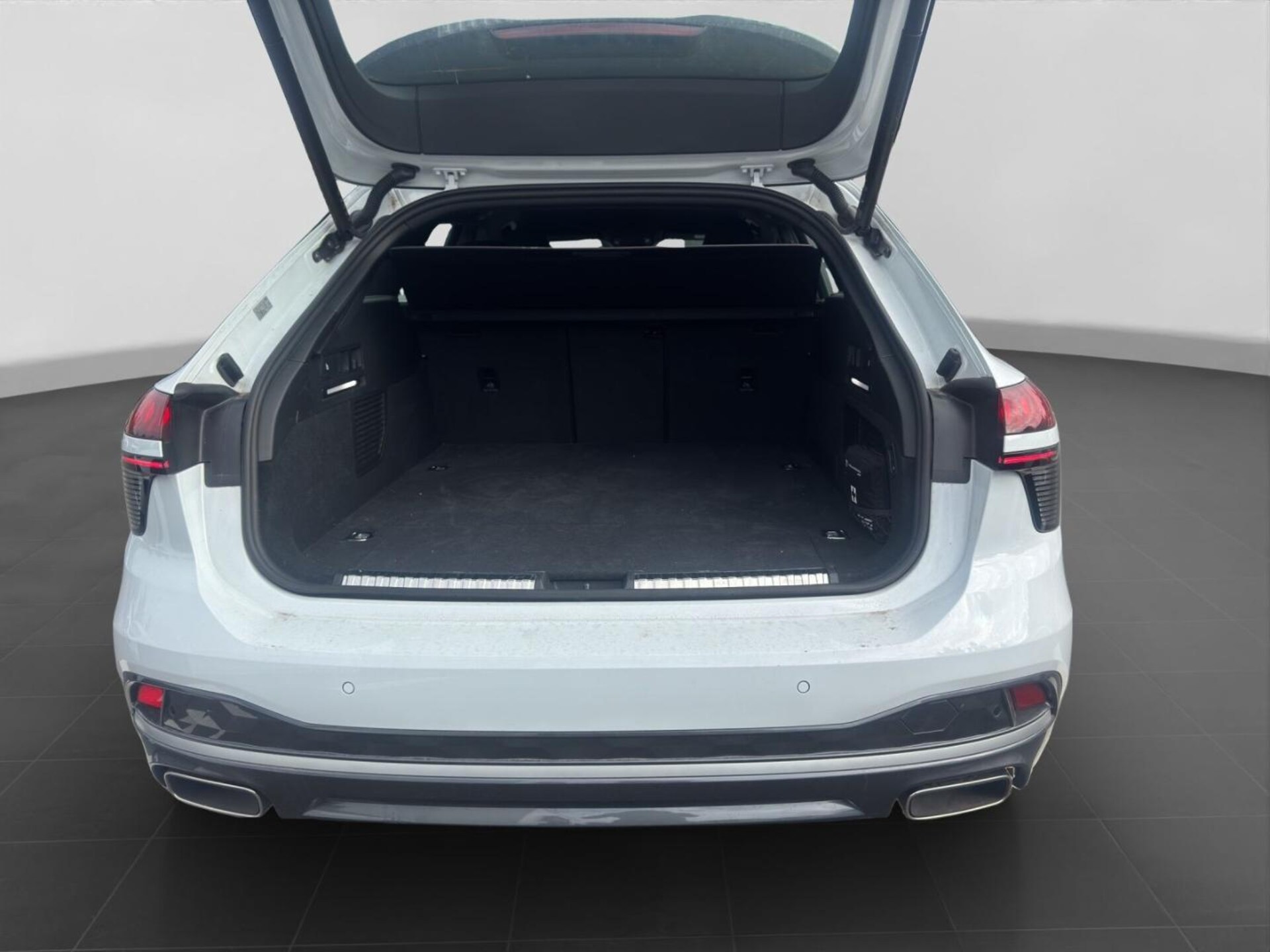 Audi A6 Avant e-hybrid