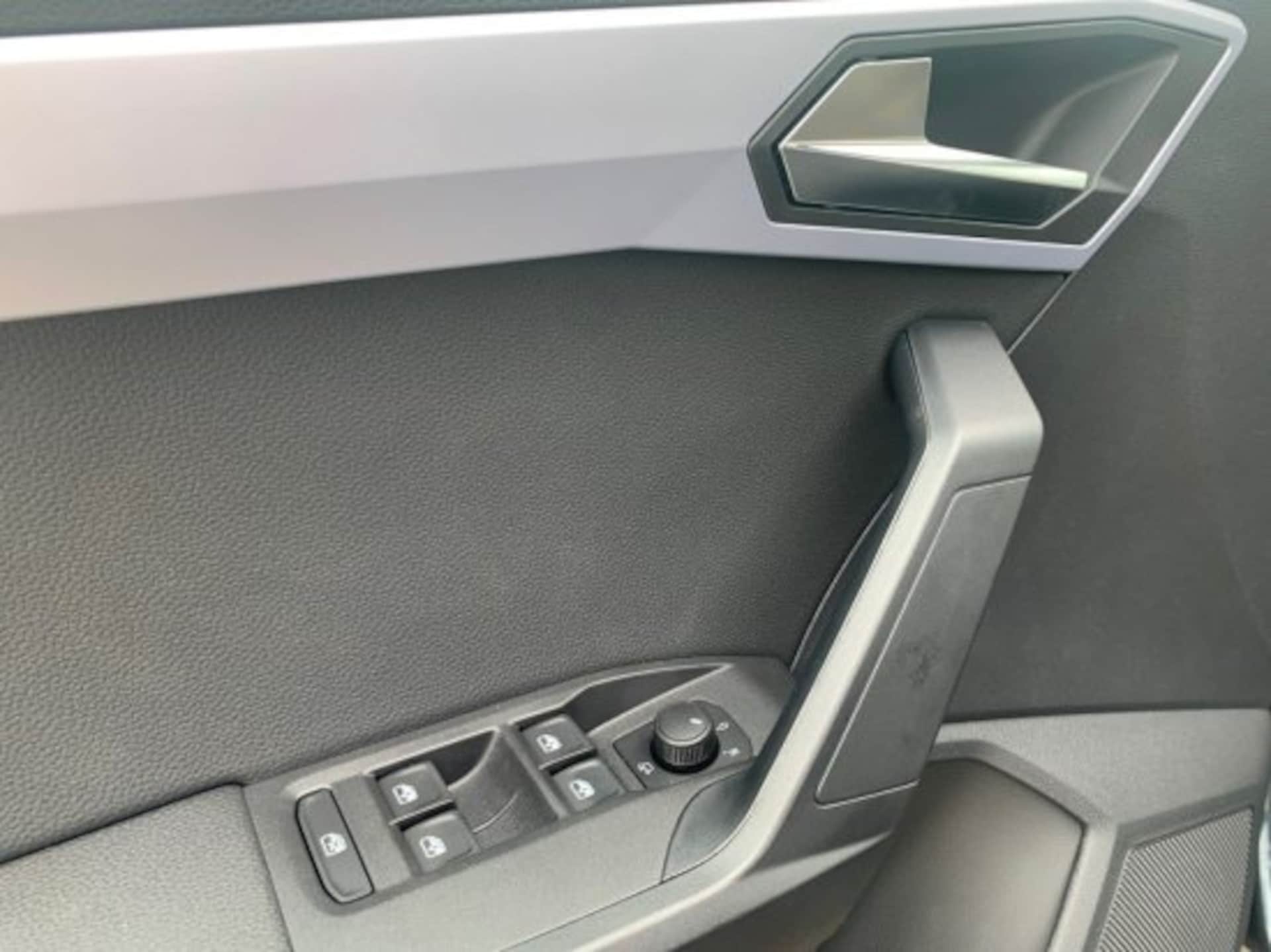 SEAT Arona FR