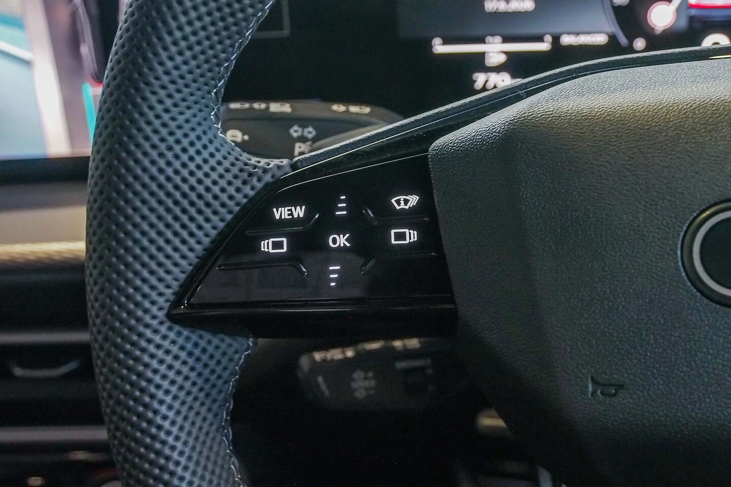 Image about Audi Q5 SUV TFSI quattro 200 kW sport