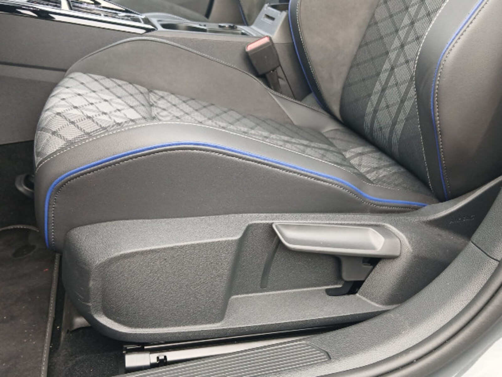 Volkswagen Golf – Bild 23