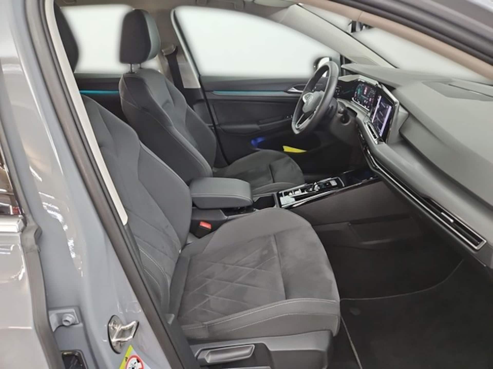 Volkswagen Golf Style