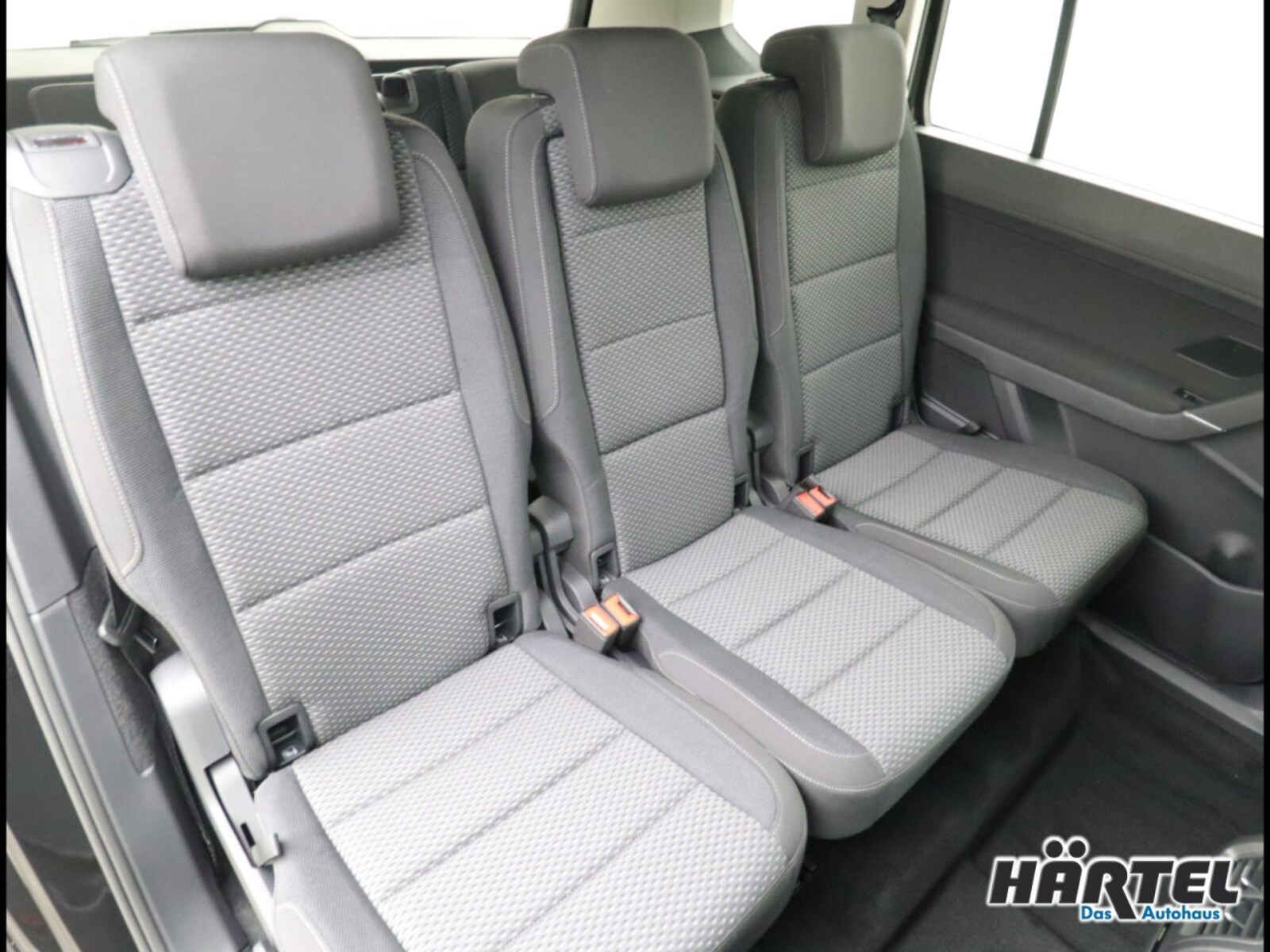 Volkswagen Touran – Bild 8